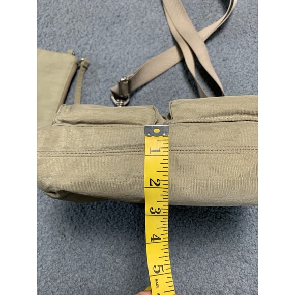 Baggallini Crossbody Bag Handbag Zippers Pockets Adjustable Attached Wristlet - Picture 13 of 16